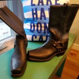 Black Frye leather harness pull on boots